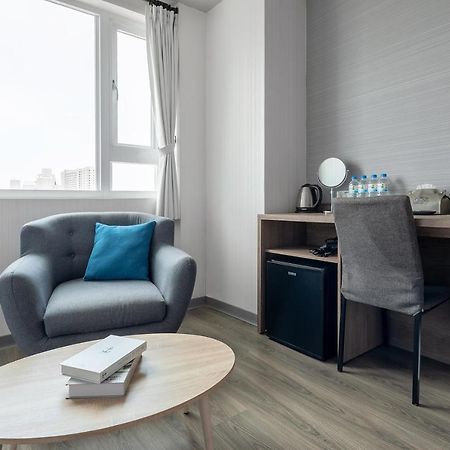 Hotel Brown - Zhongzheng Tainan Buitenkant foto