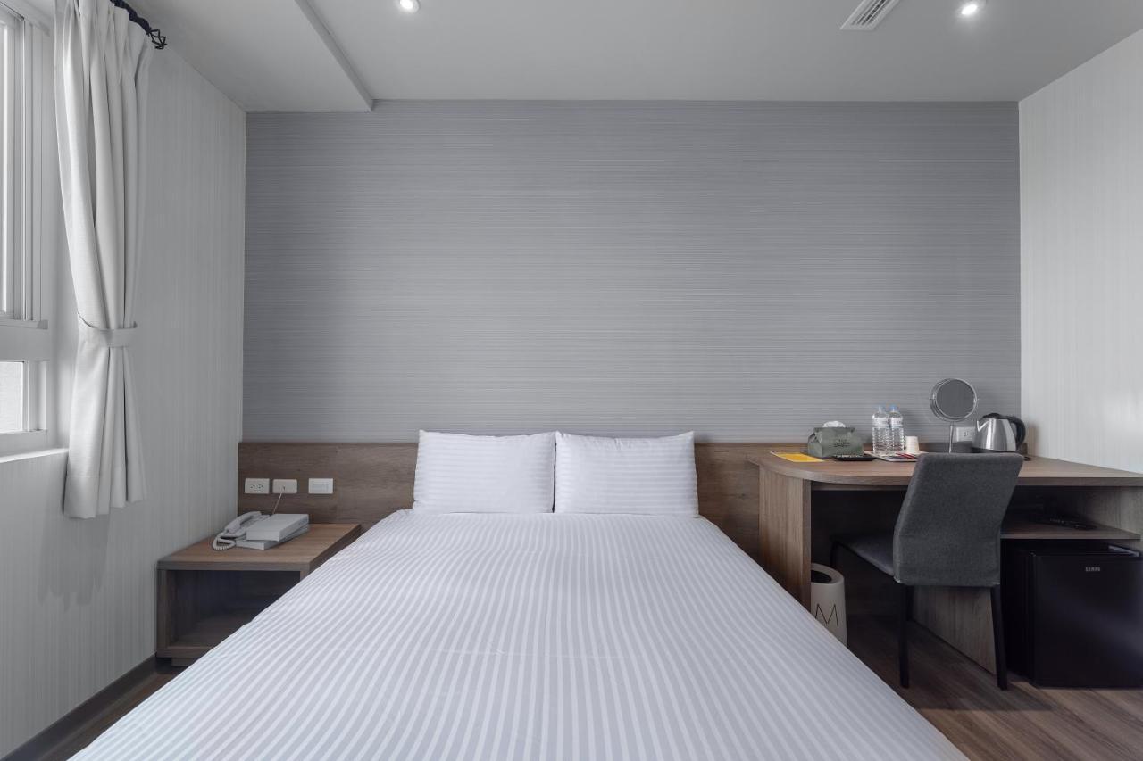 Hotel Brown - Zhongzheng Tainan Buitenkant foto