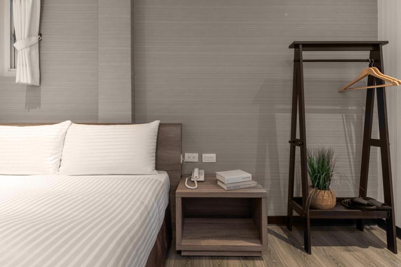 Hotel Brown - Zhongzheng Tainan Buitenkant foto